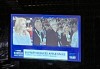 苹果CEO库克亮相股东大会 巴菲特感谢：让我们赚了很多钱