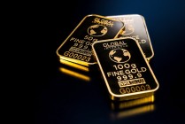 黄金ETF和黄金QDII哪个适合新手？