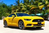 汽车并线时需要注意哪些安全细节？