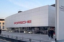 郑州中原保时捷中心闭店续：被指授权协议已终止，部分车主因缺手续无法上牌