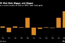 国际能源署连续第六个月上调全球石油供应过剩量预测