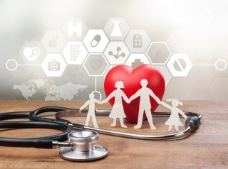 短期长期保险对比？