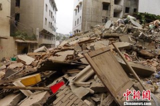 拆马桶的正确步骤是什么？怎样确保拆卸过程的安全与顺利？