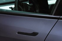 特斯拉门把手遭更多车主投诉 美监管机构扩大调查范围