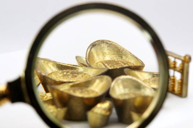 如何比较白金黄金的价格差异?这种价格差异如何反映市场消费偏好? 第1张 如何比较白金黄金的价格差异?这种价格差异如何反映市场消费偏好? 第1张