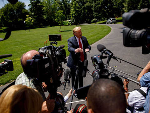 美股巨震后迎来5月魔咒,特朗普号召买入能否得到响应  第1张 美股巨震后迎来5月魔咒,特朗普号召买入能否得到响应  第1张