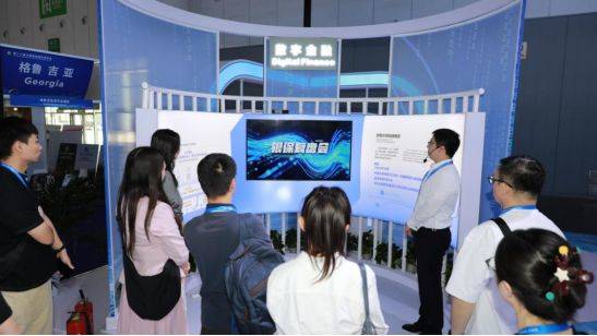 中国太保首度亮相西博会  第3张