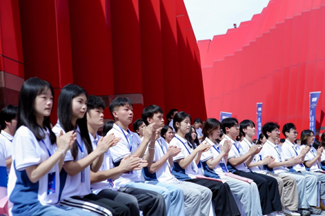 “星火致远·逐梦未来”——2025“习酒·我的大学”逐梦奖学金全国启动仪式举行  第4张 “星火致远·逐梦未来”——2025“习酒·我的大学”逐梦奖学金全国启动仪式举行  第4张