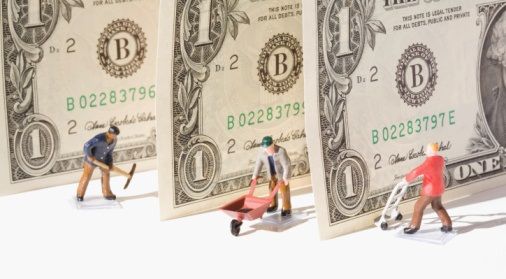 如何理解两方期权的卖出策略？卖出期权有哪些潜在影响？  第1张