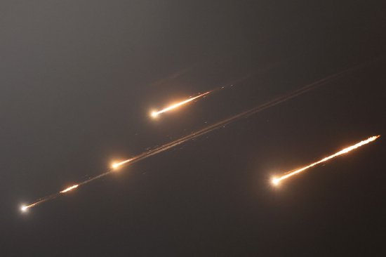 昨夜今晨国际外盘头条一览_2025年6月14日_财经新闻  第3张