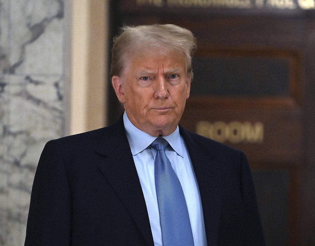 特朗普:美国将暂缓对俄罗斯实施制裁  第1张 特朗普:美国将暂缓对俄罗斯实施制裁  第1张