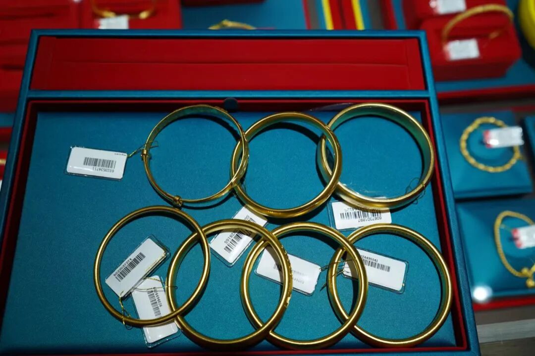 义乌方女士，一次性“买”13万元黄金……  第3张