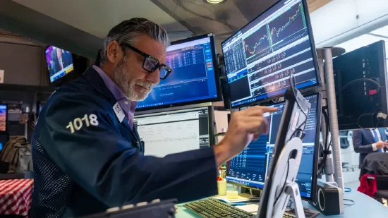 11月11日收盘:美股收高科技股领涨 美国政府有望结束停摆 第1张 11月11日收盘:美股收高科技股领涨 美国政府有望结束停摆 第1张