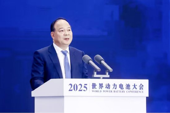 曾毓群:宁德时代第四代磷酸铁锂电池全面领先,第五代已开始量产 第1张 曾毓群:宁德时代第四代磷酸铁锂电池全面领先,第五代已开始量产 第1张