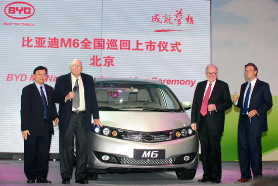 巴菲特退休了，股神在科技领域战绩如何？｜硅谷观察  第10张