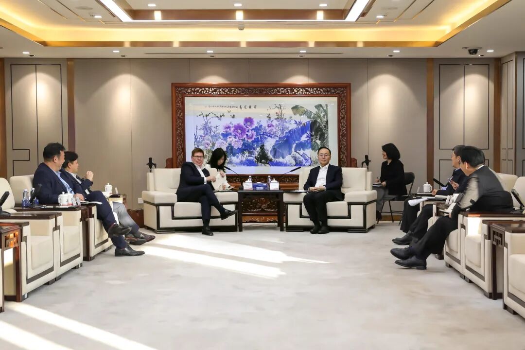 光大集团与加拿大永明金融集团举行工作会谈 第1张 光大集团与加拿大永明金融集团举行工作会谈 第1张